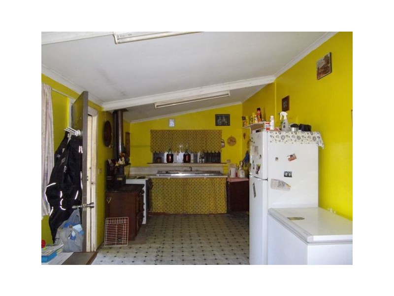 2845 Armidale Road, Hickeys Creek NSW 2440