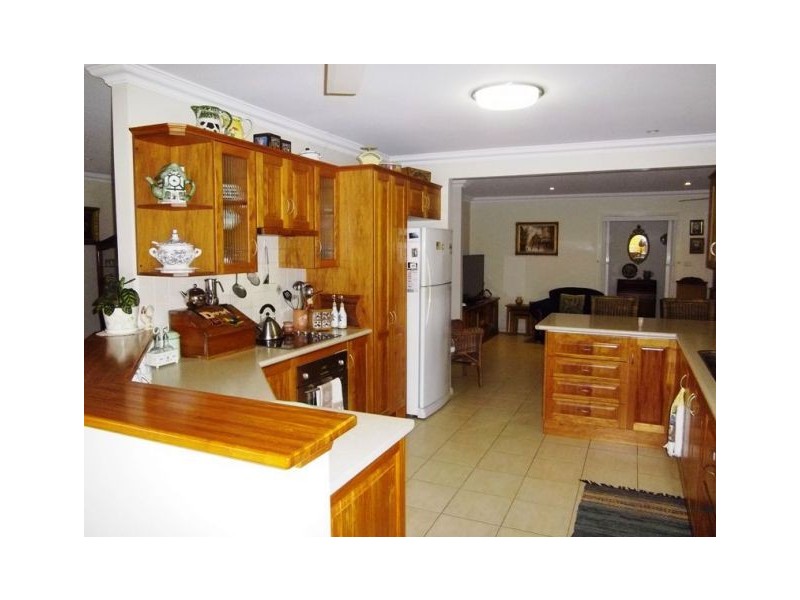 8 James Grimwade Place, East Kempsey NSW 2440