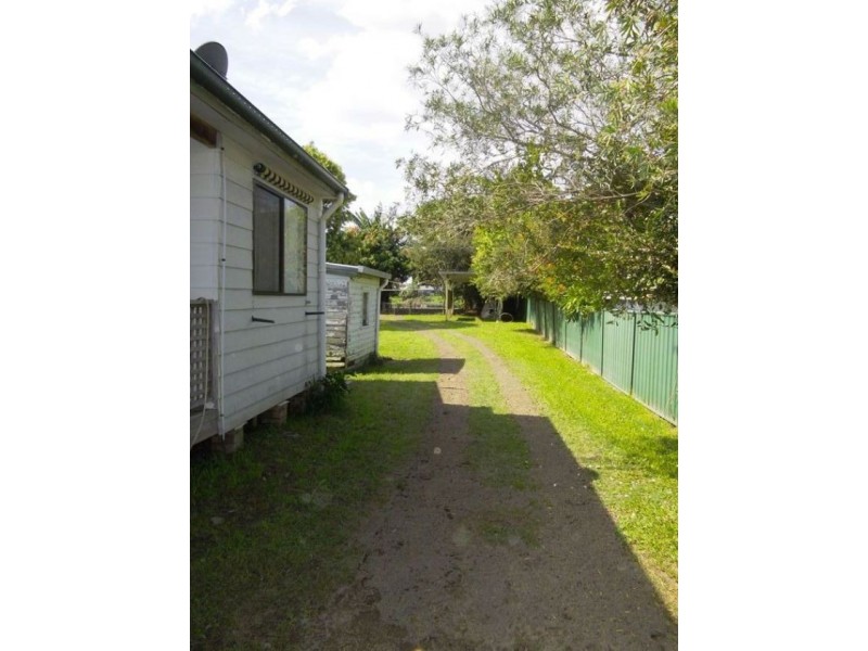 4 Vincent Avenue, Smithtown NSW 2440