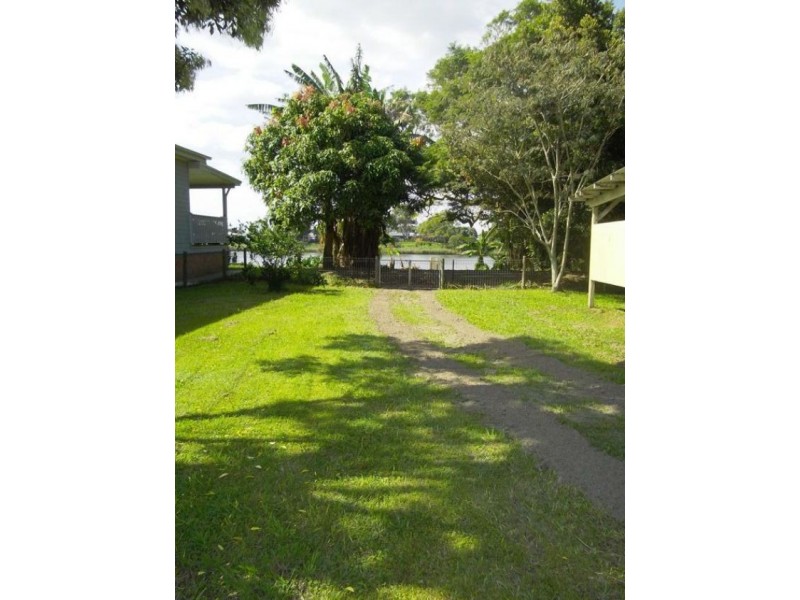 4 Vincent Avenue, Smithtown NSW 2440