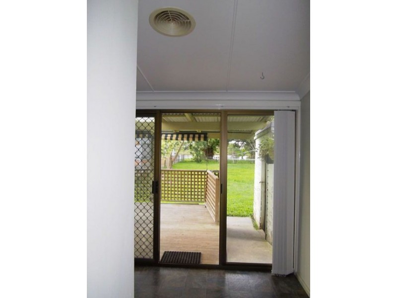 4 Vincent Avenue, Smithtown NSW 2440
