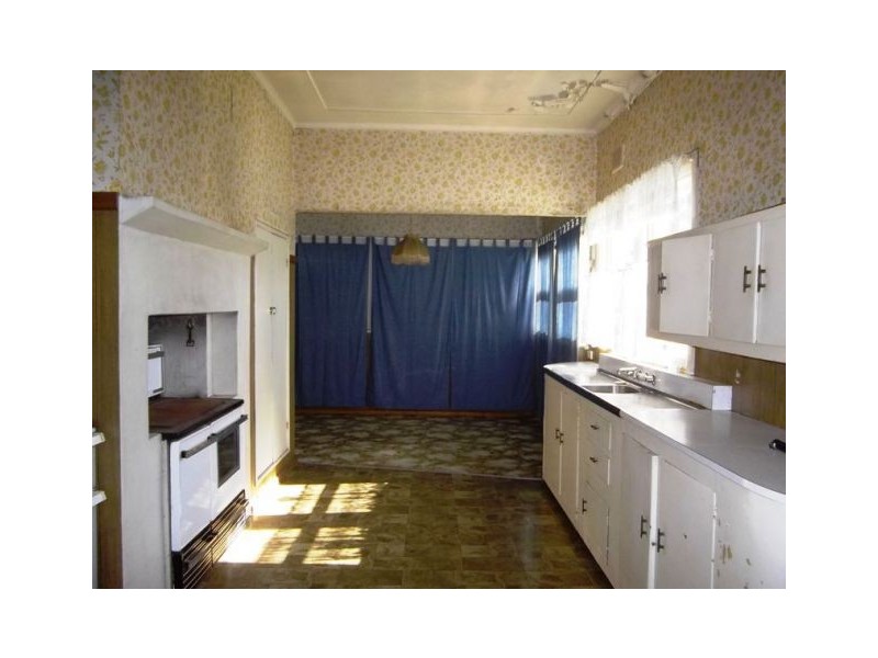 26 Yarravel Street, South Kempsey NSW 2440