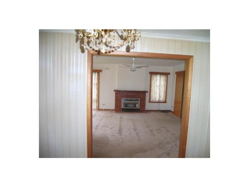 11 Van Diemans Crescent, Burnie TAS 7320