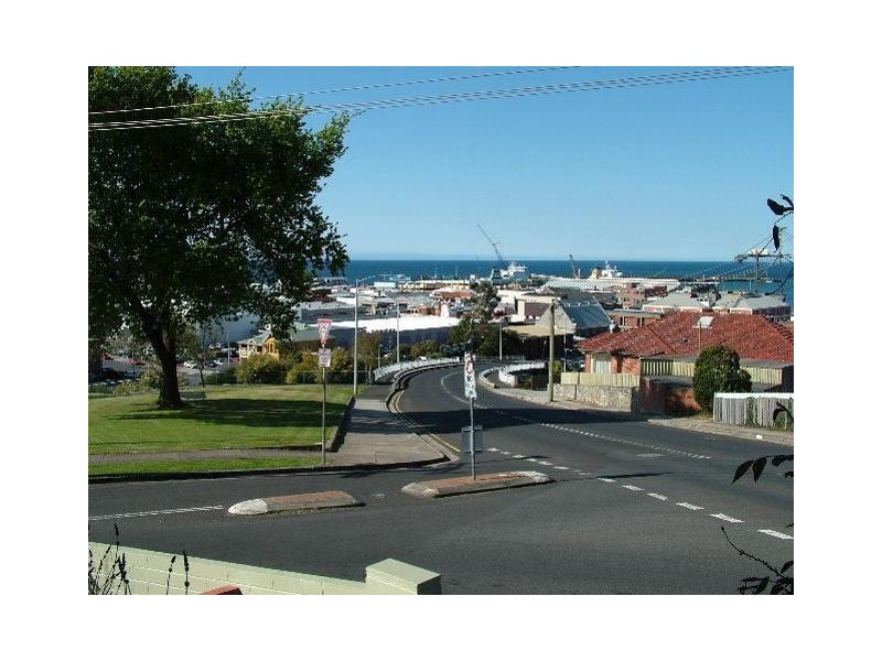 2 View Road, Burnie TAS 7320