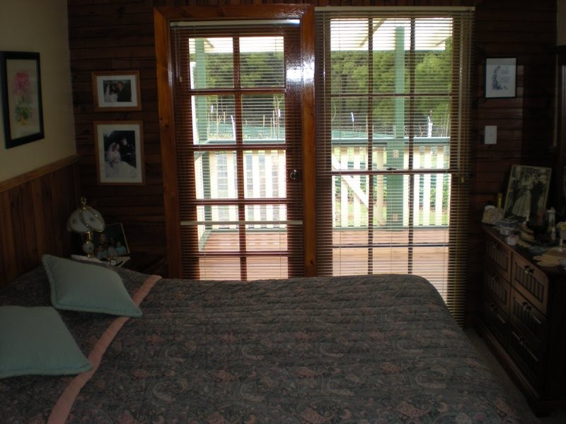 Sisters Creek TAS 7325