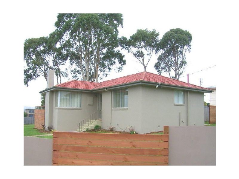 8 Flinders Drive, Somerset TAS 7322