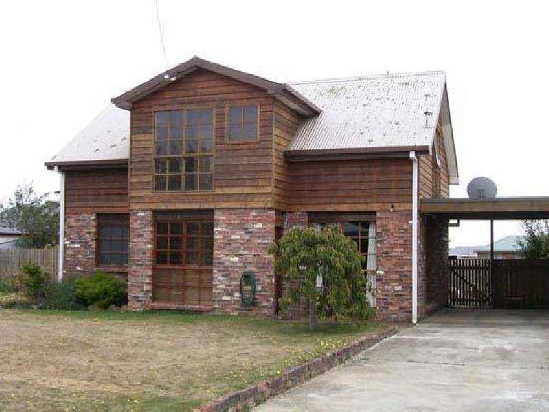 13 Epsom Road, Penguin TAS 7316