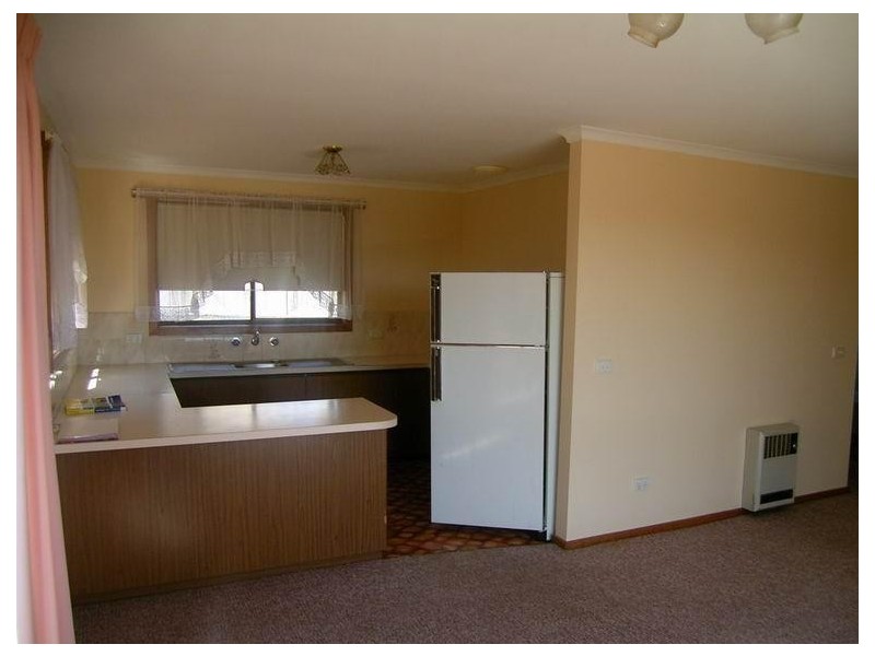 2/117 West Park Grove, Burnie TAS 7320