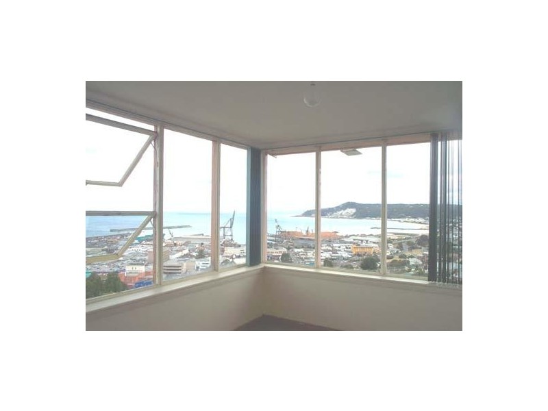 1/17 Elizabeth Street, Burnie TAS 7320