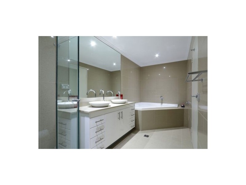 802/76 Rawson Street, Epping NSW 2121