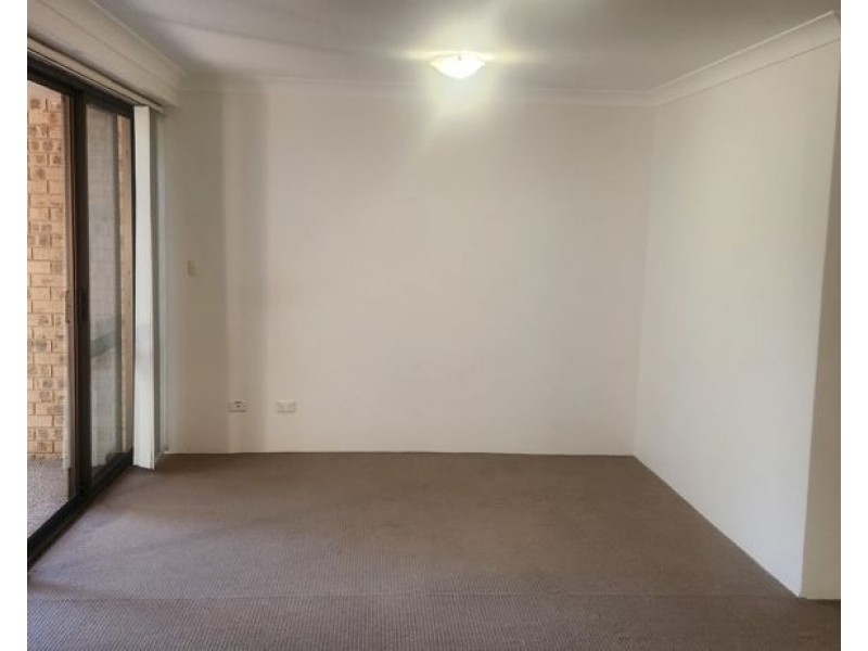 8/25-27 Fontenoy Road, Macquarie Park NSW 2113