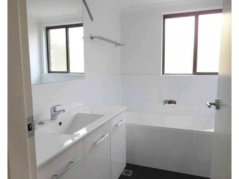 2/25-27 Fontenoy Road, Macquarie Park NSW 2113