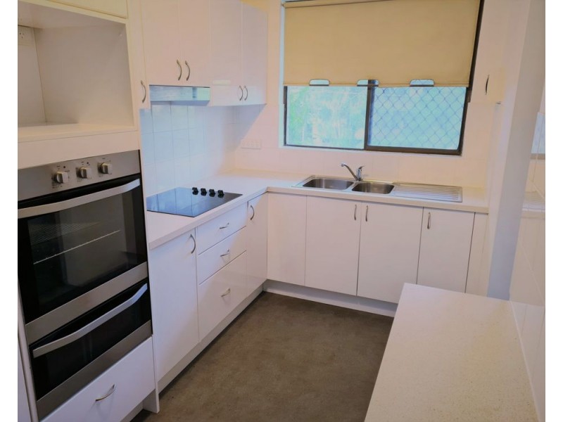 2/18 Doomben Ave, Eastwood NSW 2122