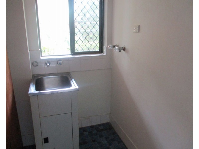 2/18 Doomben Ave, Eastwood NSW 2122