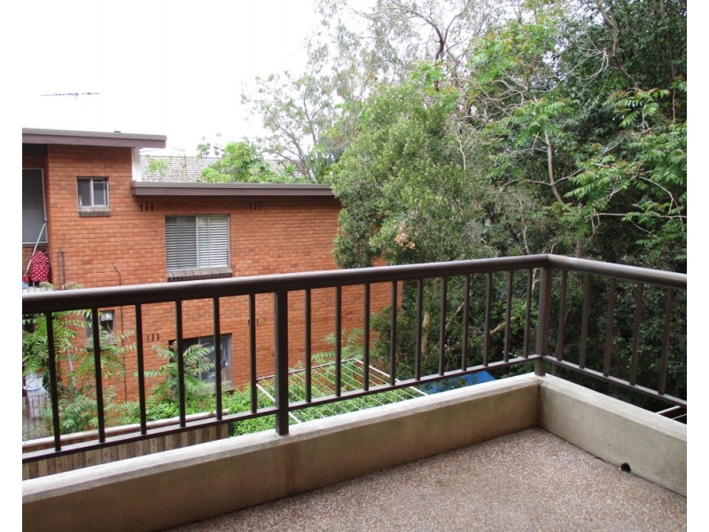 2/18 Union Street, Meadowbank NSW 2114