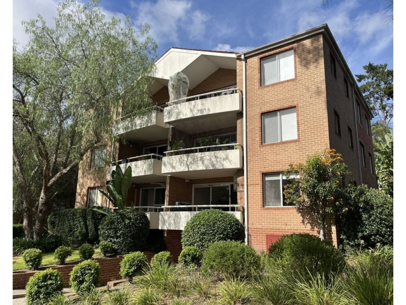 2/33 Fontenoy Road, Macquarie Park NSW 2113