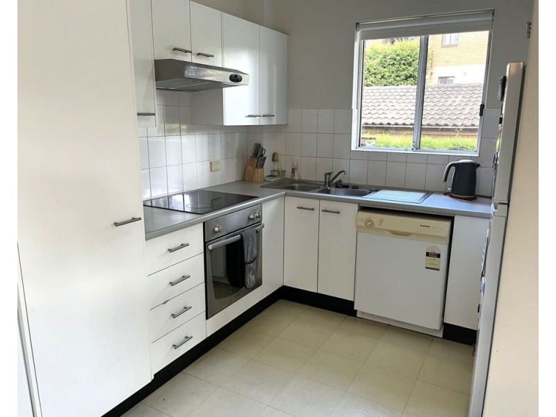 2/33 Fontenoy Road, Macquarie Park NSW 2113