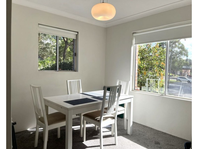 2/33 Fontenoy Road, Macquarie Park NSW 2113