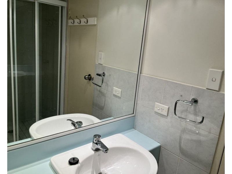 2/33 Fontenoy Road, Macquarie Park NSW 2113