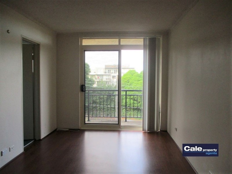 22/4 Bank Street, Meadowbank NSW 2114