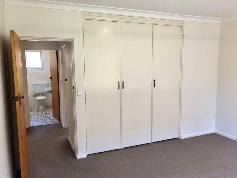2/10 Forest Grove, Epping NSW 2121