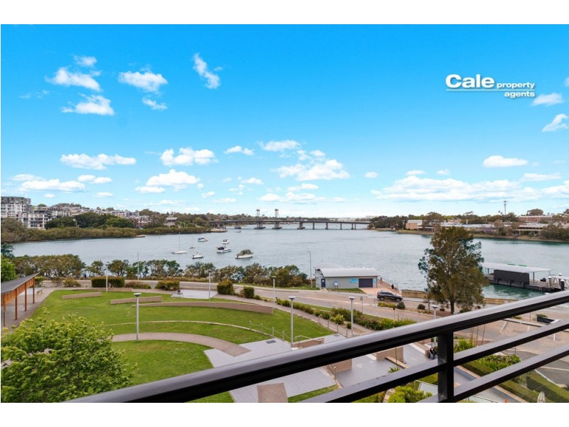 17/2 Bay Drive, Meadowbank NSW 2114