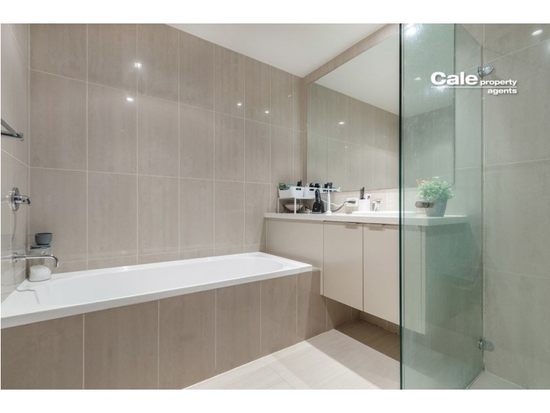 17/2 Bay Drive, Meadowbank NSW 2114