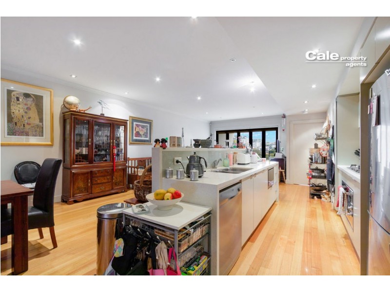 17/2 Bay Drive, Meadowbank NSW 2114