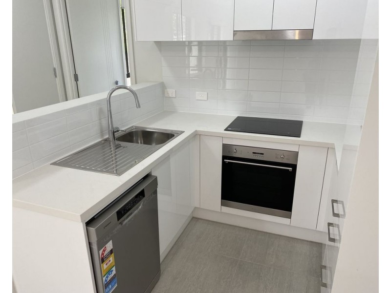 8a Robin Street, Carlingford NSW 2118