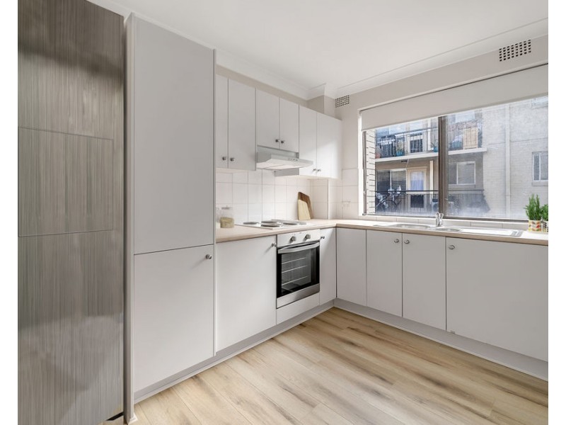 18/18A Meadow Crescent, Meadowbank NSW 2114