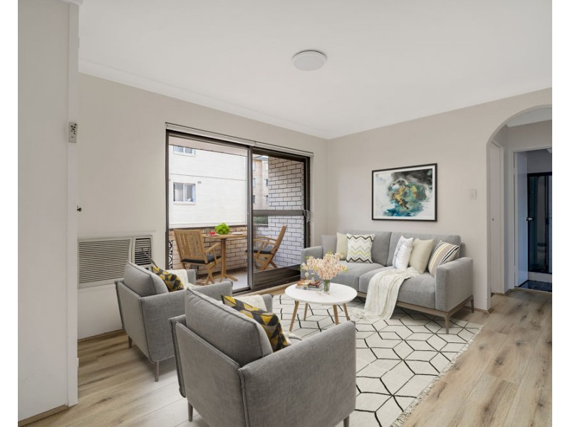 18/18A Meadow Crescent, Meadowbank NSW 2114