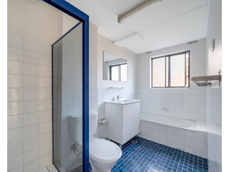 18/18A Meadow Crescent, Meadowbank NSW 2114