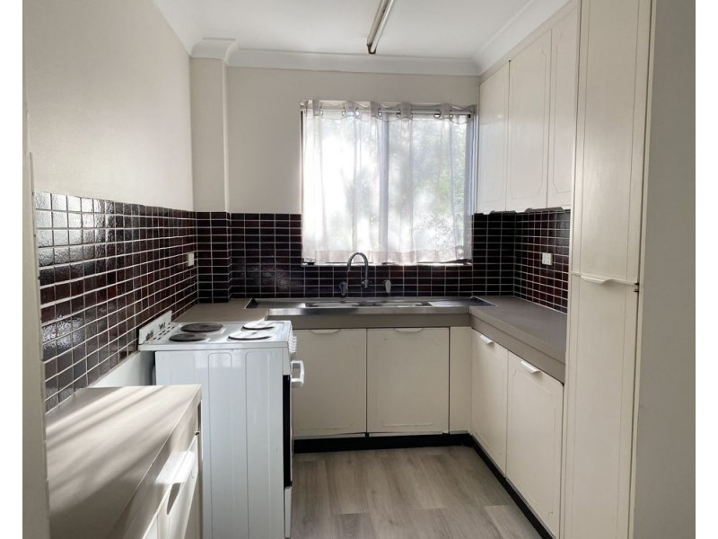 8/205 Waterloo Road, Marsfield NSW 2122