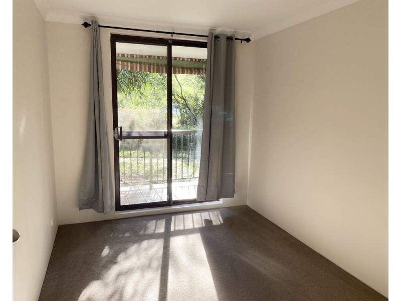 8/205 Waterloo Road, Marsfield NSW 2122