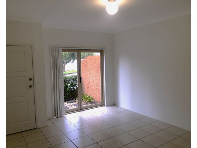 2/30-32 Barker Avenue, Silverwater NSW 2128