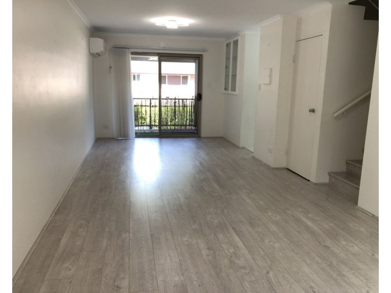 42/8-12 Freeman Place, Carlingford NSW 2118