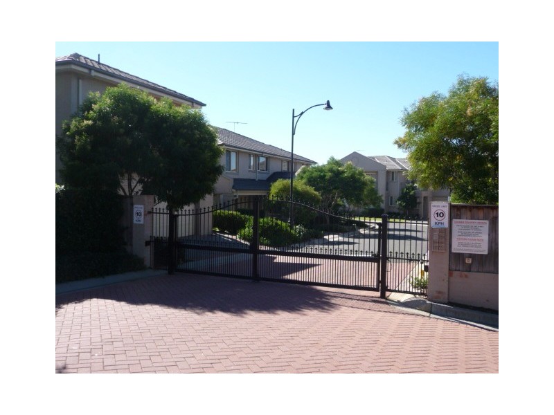 16/11 Harrington Avenue, Castle Hill NSW 2154