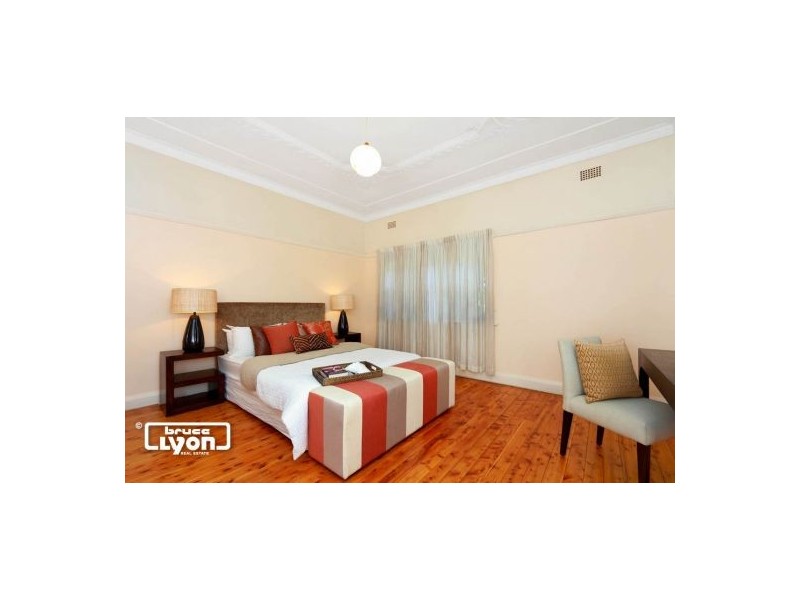 311 Rowe Street, Eastwood NSW 2122