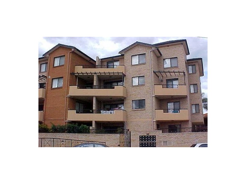 10/2B Coleman Avenue, Carlingford NSW 2118