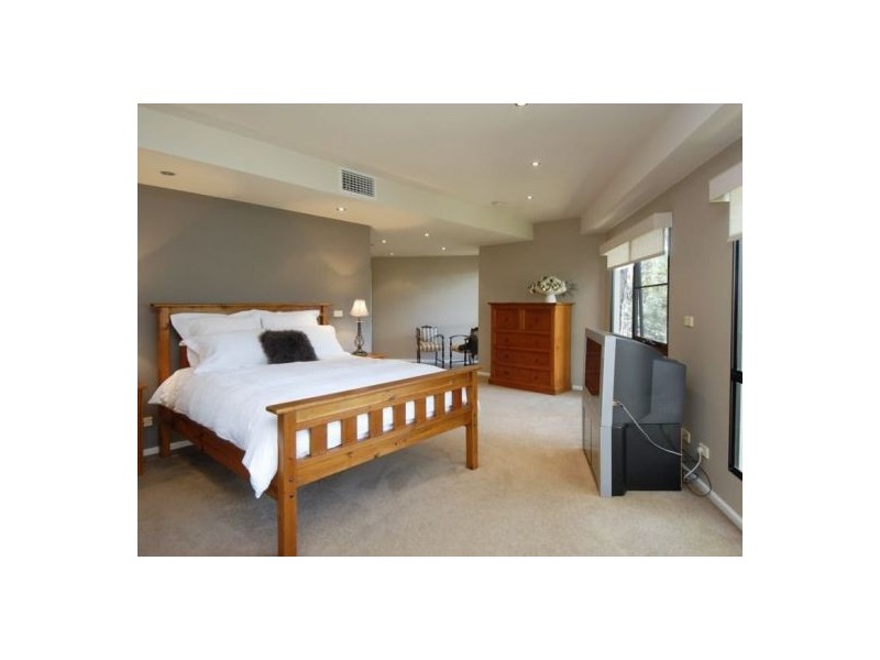 111 Fallon Drive, Dural NSW 2158