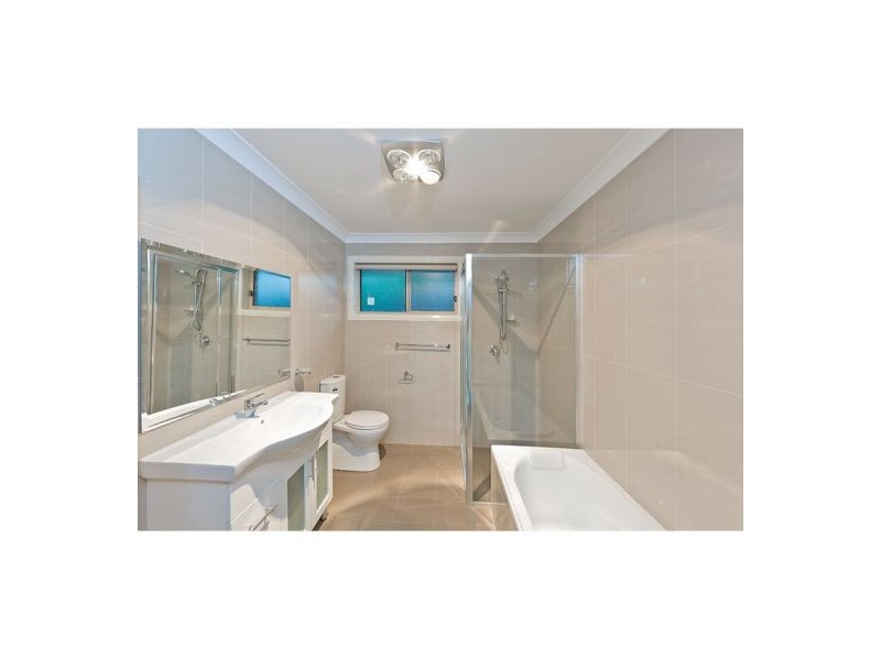 1/6 Martin Place, Dural NSW 2158