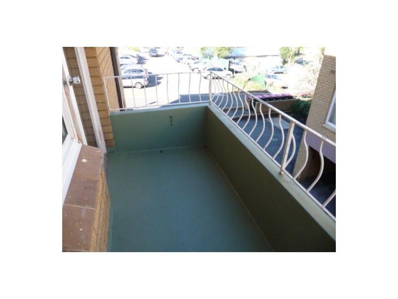 18/11-13 Ethel Street, Eastwood NSW 2122