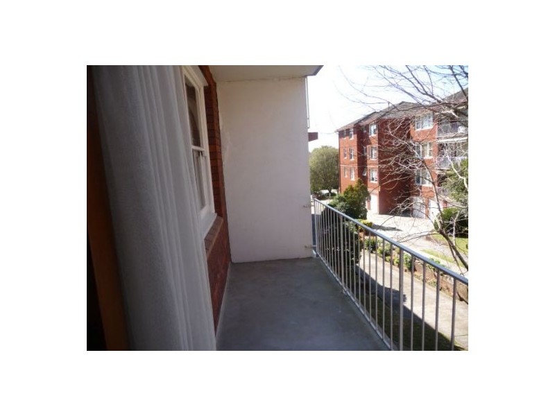 18/10 Essex Street, Epping NSW 2121