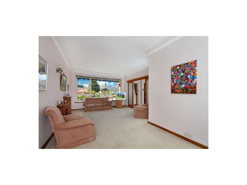 6 Hall Street, West Ryde NSW 2114