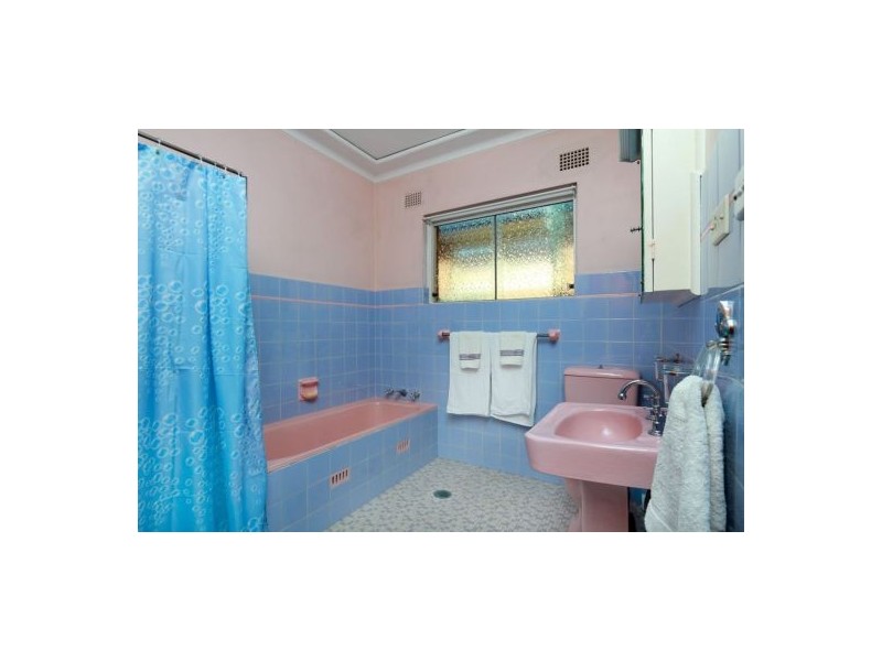 6 Hall Street, West Ryde NSW 2114