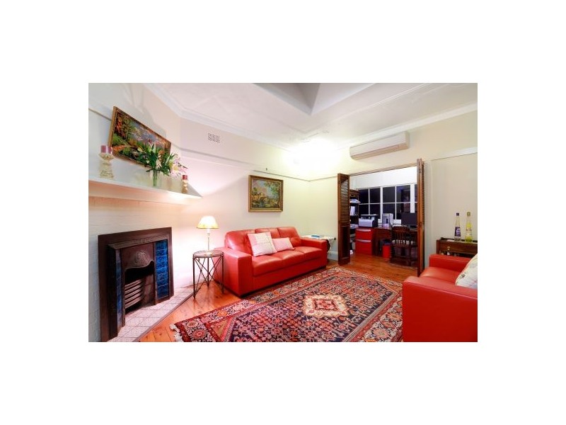2 Grandview Parade, Epping NSW 2121