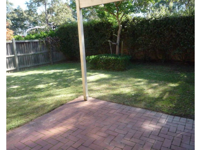 6 Governors Way, Oatlands NSW 2117