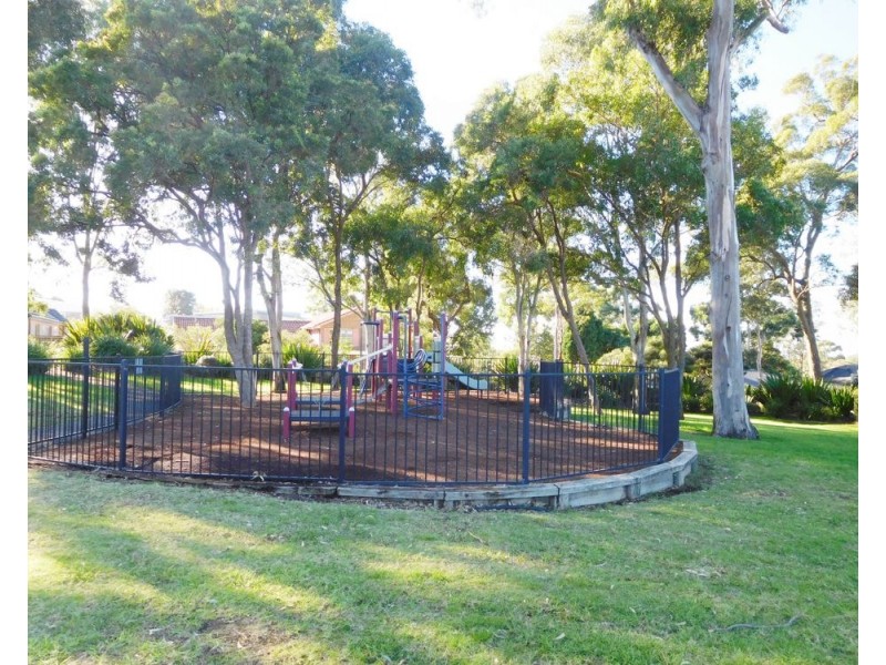 6 Governors Way, Oatlands NSW 2117
