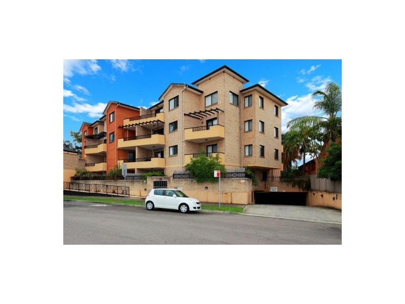 10/2b Coleman Avenue, Carlingford NSW 2118