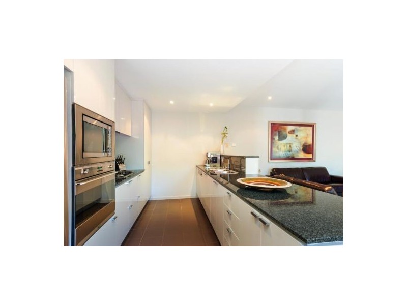 6 Strathroy Close, Cabarita NSW 2137